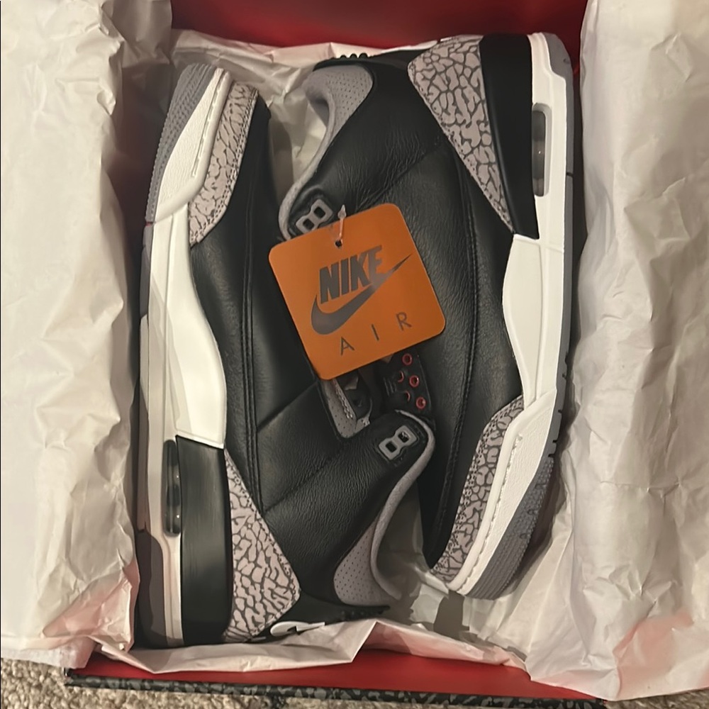 Jordan 3 Black Cement - Picture 5 of 10